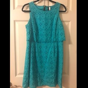 Kenzie Size M teal lace dress